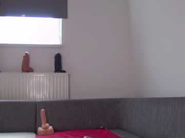 girl
        elenah_doe cam image #1244022