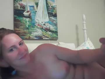 couple
        twocum85 cam image #5523161