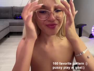 girl
        lovelybianca_ cam image #4213641