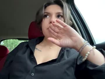 girl
        lissa__1 cam image #6733467