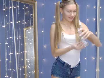girl
        teonasafina__ cam image #513658