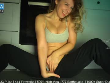 girl
        o92010400300 cam image #6025812