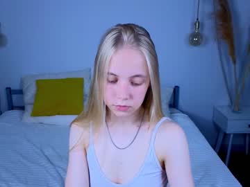 girl
        appr0ved cam image #1762036