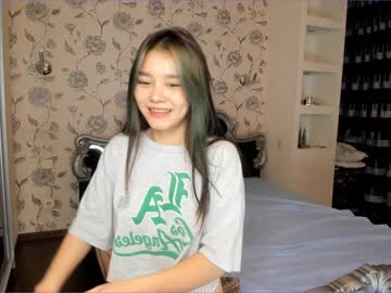 girl
        harumi_ukki cam image #117526