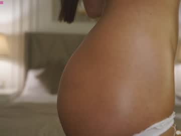 girl
        sweet_moan cam image #7004344