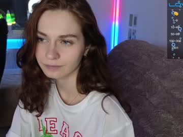 girl
        lolliruth cam image #1952345