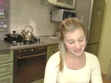 girl
        ivyyyysummer cam image #6727213