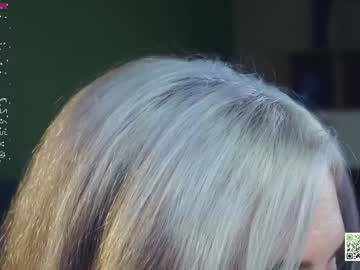 girl
        audreycarvin cam image #4664671