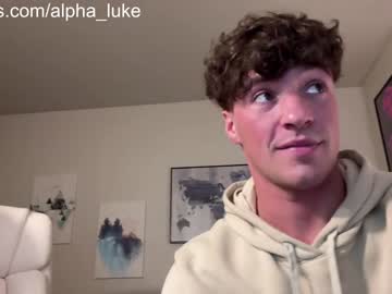 couple
        alpha_luke cam image #3345279