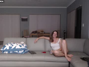 girl
        bluexstacey cam image #5532974
