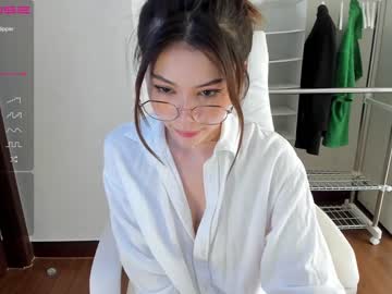 girl
        hee_jin cam image #1235249