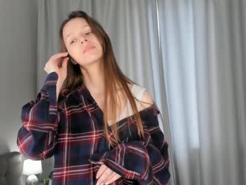 girl
        itscalledseduction cam image #4316340