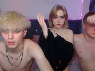 couple
        okwohka cam image #499587