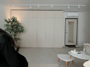 girl
        oki_dokie cam image #1867299