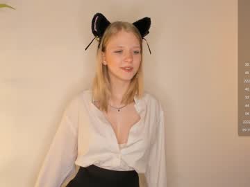 girl
        maydadurston cam image #3953848