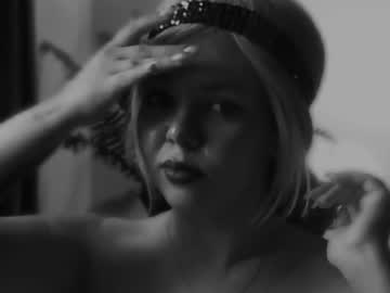 girl
        hot_babayaga cam image #5568295