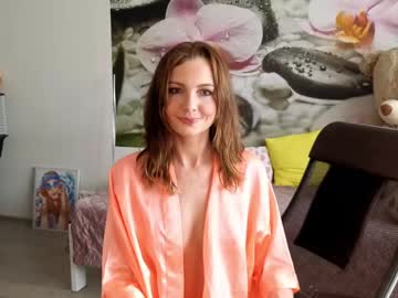 girl
        jennycutey cam image #6119227