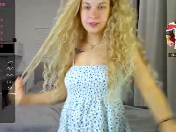 girl
        mila_martella2004 cam image #2337274