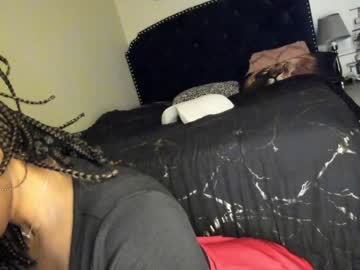 girl
        napudi1 cam image #2936453