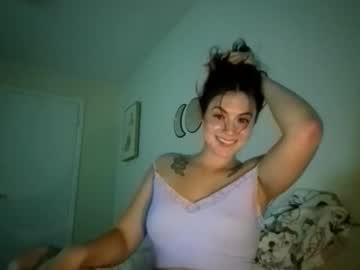 girl
        leia_renae cam image #4754553
