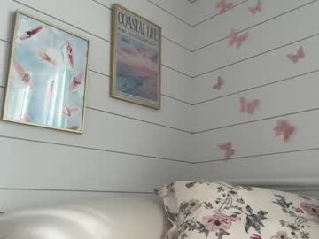 girl
        adorablair cam image #5685062