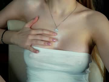 girl
        cirilada cam image #5696309