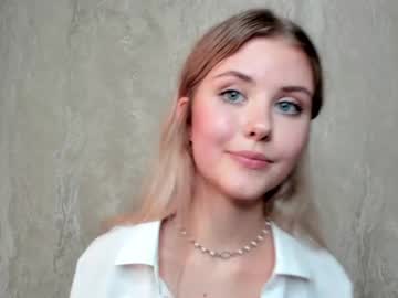girl
        steffanie_blue cam image #2630957