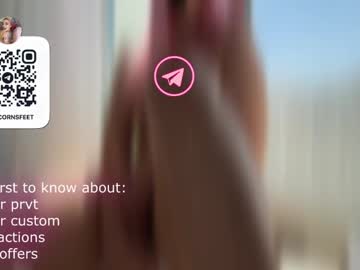 girl
        strupedsunicorns cam image #4427055