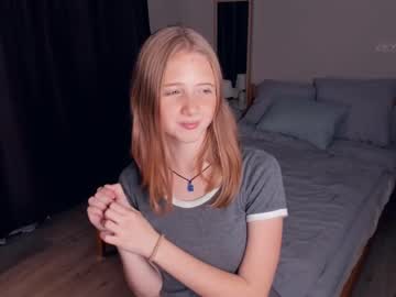 girl
        lisagonzaleza cam image #2710038