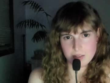 girl
        olivia8697 cam image #1644871