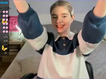 girl
        bunnylis cam image #765880