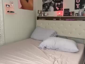 girl Live Cam Girls Love To Strip Naked For Their Viewers with daisy_sparx