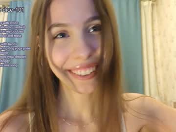 girl
        wanda_robinson cam image #4032412