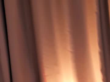 girl
        alice_pinkys cam image #4613240