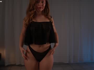 girl
        alisonrouge cam image #6398498