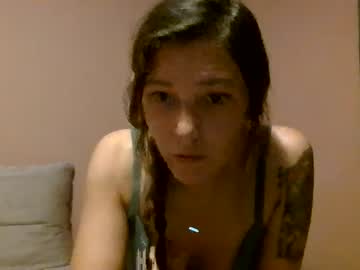 girl
        daydreamj cam image #4035632
