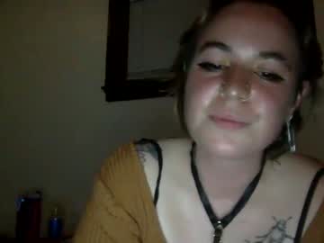 girl
        kissingrivers cam image #4258119