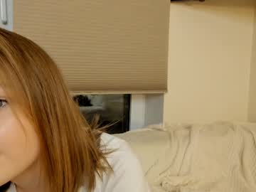 girl
        earlenedaughtrey cam image #6223399