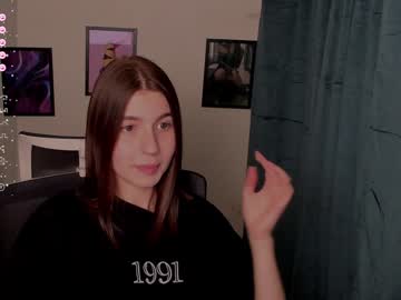 girl
        stacy_cy cam image #5172361