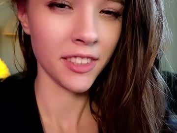 girl
        _demi_dee_ cam image #1858769