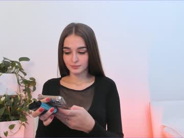 girl
        elizabeth__gray cam image #535170