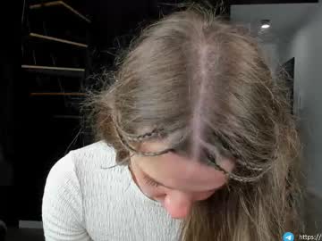 girl
        dianastar18 cam image #7016047