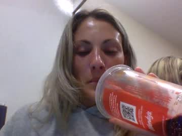 girl
        livydune cam image #6449173