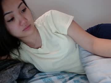 girl
        london_tipton cam image #2757137