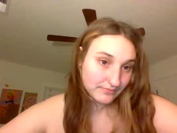 girl
        kittenbaby90 cam image #3554828