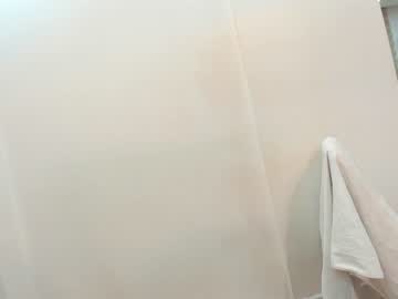 girl
        ehotlovea cam image #69019