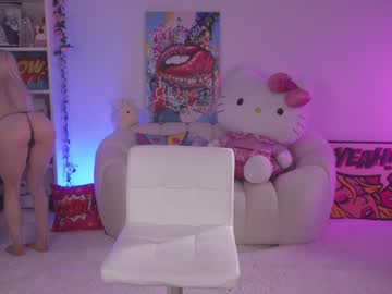 girl
        bunnydollstella cam image #6053517