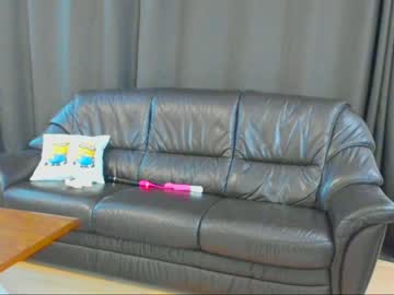 girl
        lovexxxpink cam image #421899