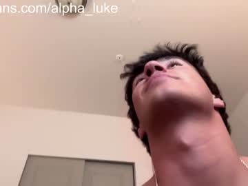 couple
        alpha_luke cam image #1334533