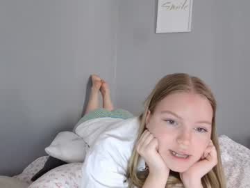 girl
        sarah_marley cam image #5058333